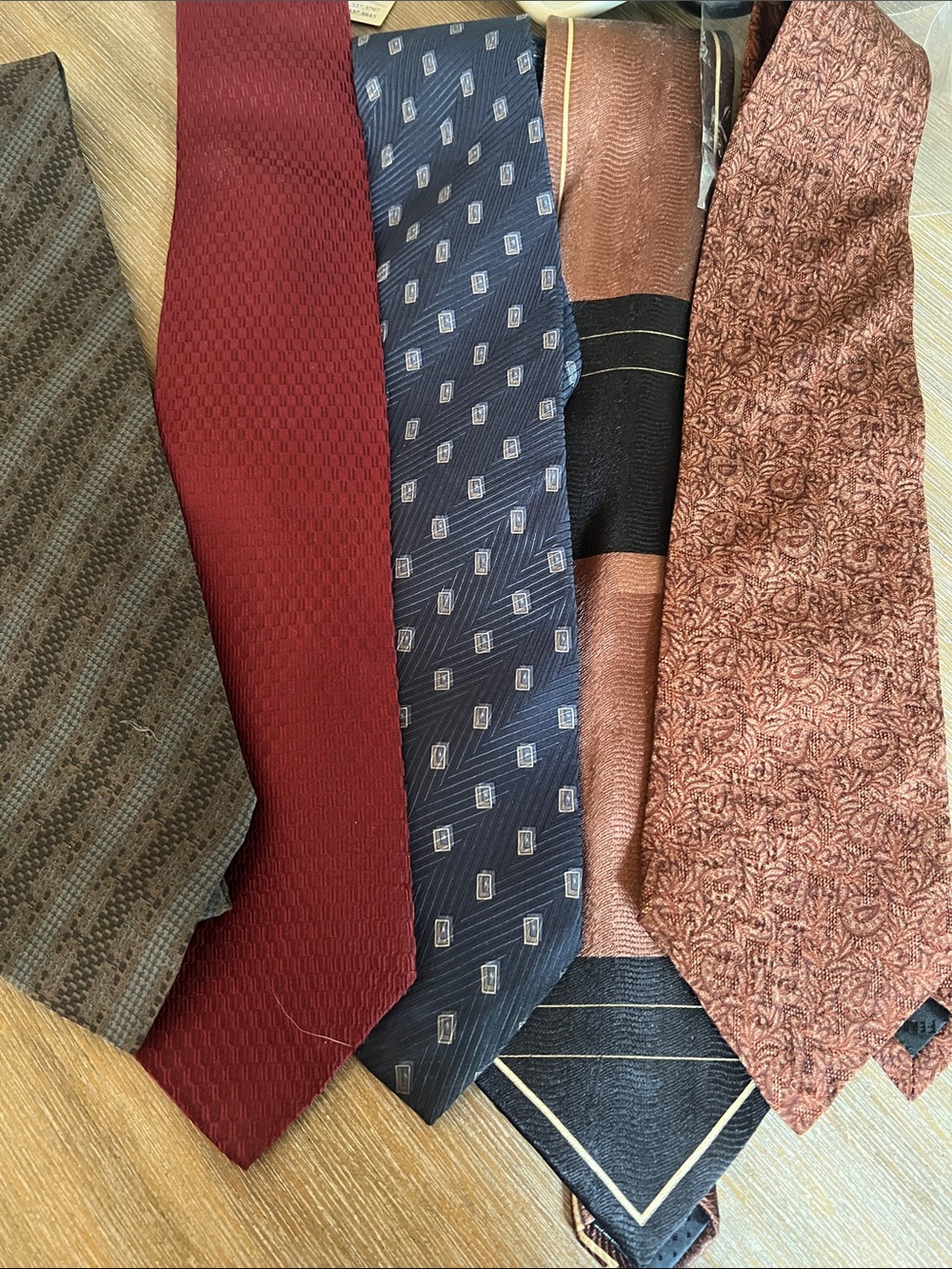 Set of 5 Assorted Classic Men's Burgundy Tie - Unbranded